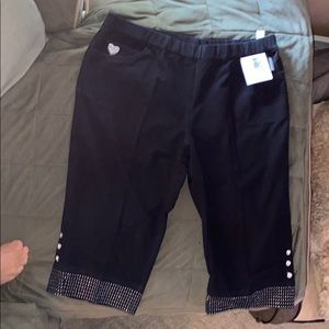 Black capris with beautiful details